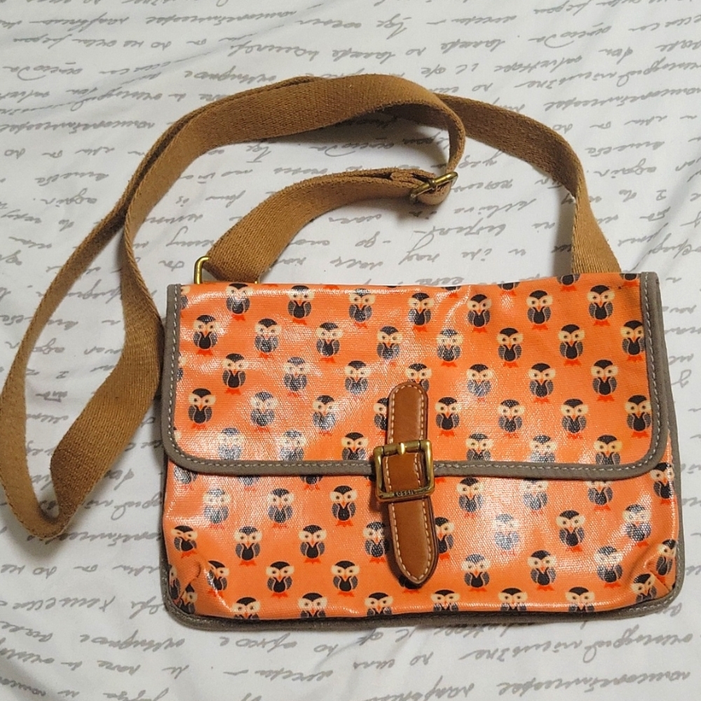 Fossil pink owl crossbody purse
